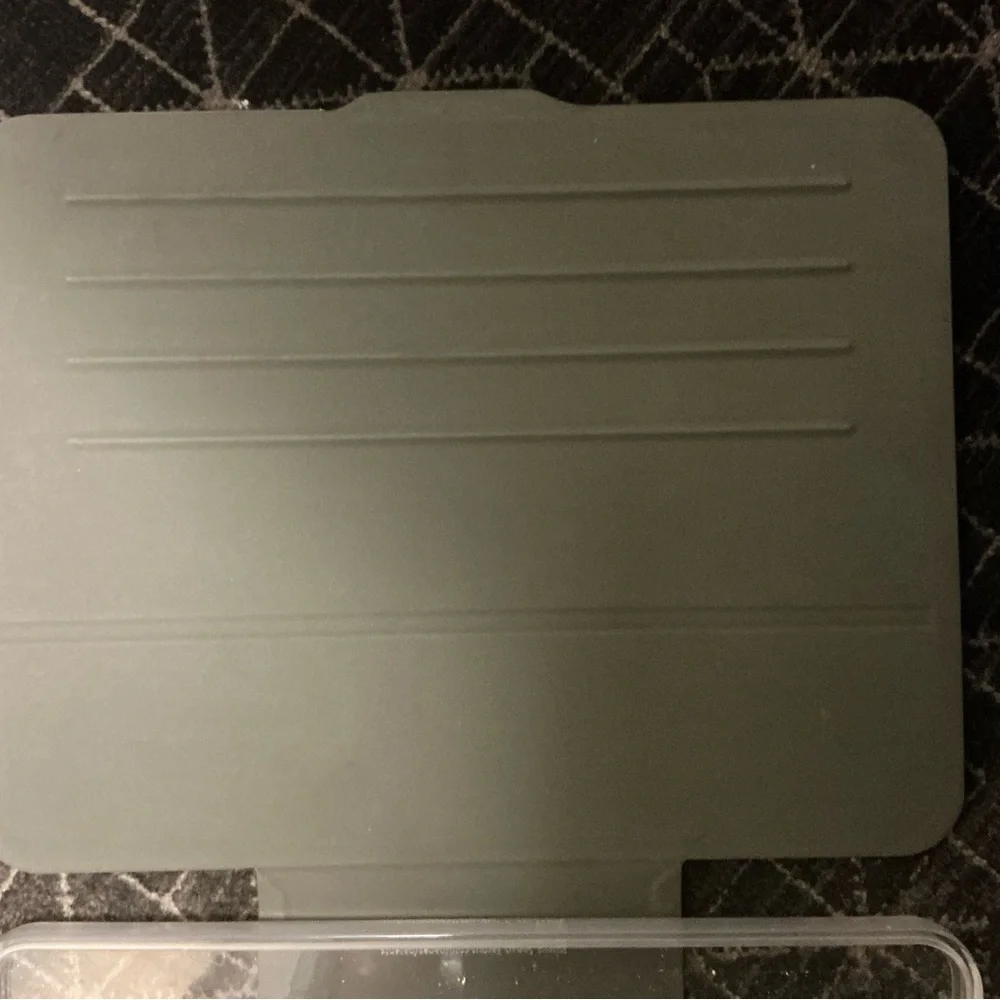 Targus Sleek Protective Tablet Sleeve in Dark Gray